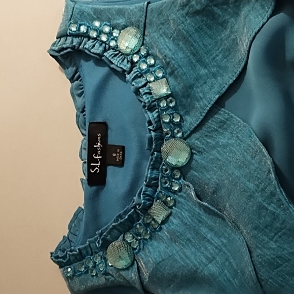 Elegant Teal Sleeveless Layered Dress - Picture 11 of 15